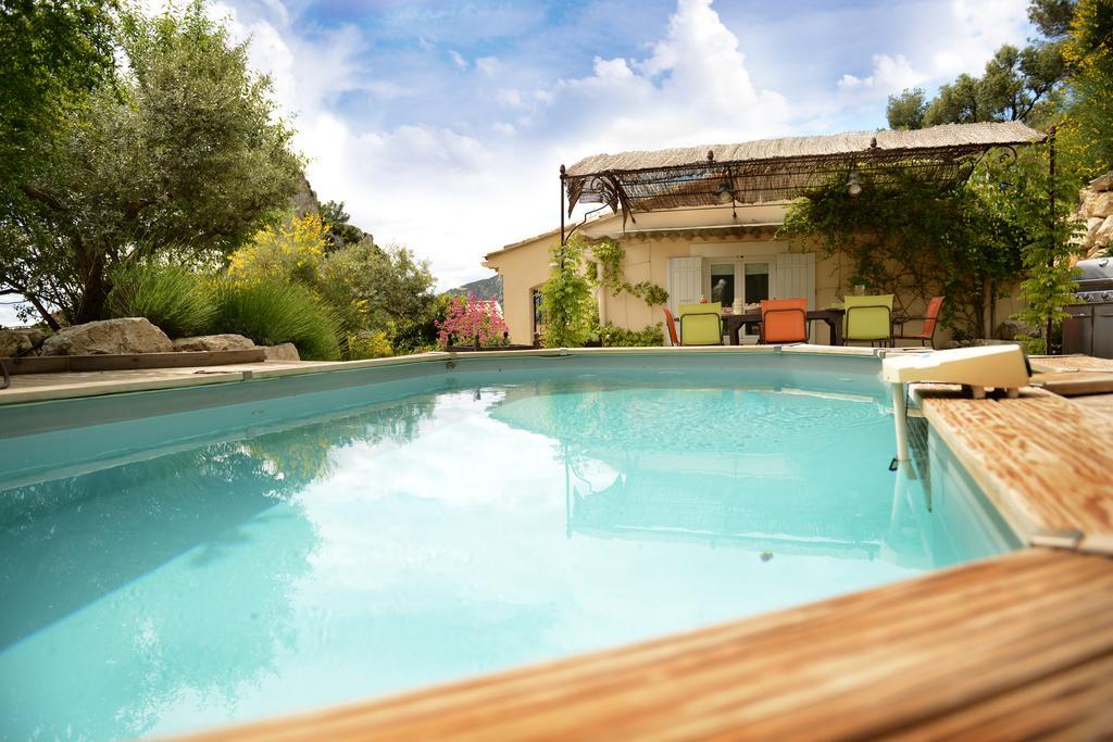 Mas De Carabelle Bed & Breakfast La Roque-Alric Exterior photo