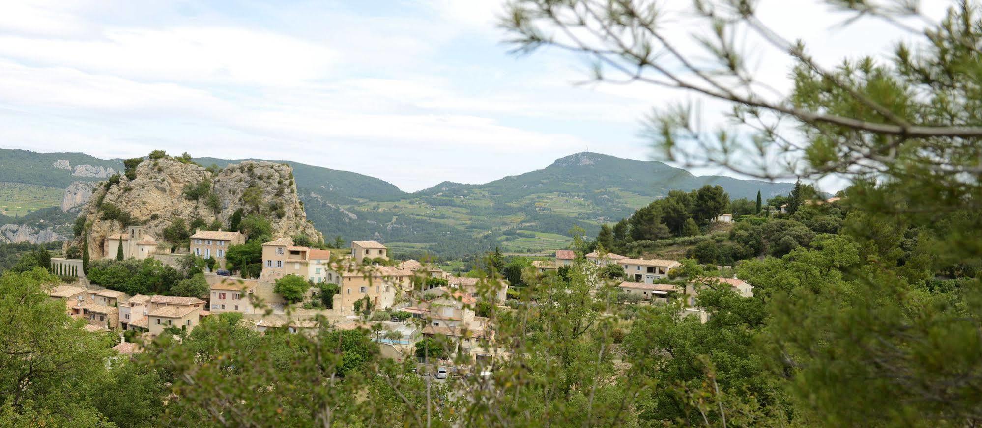 Mas De Carabelle Bed & Breakfast La Roque-Alric Exterior photo